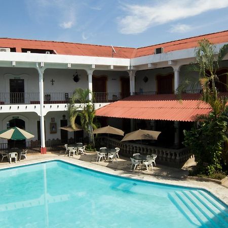 Hotel Posada De Don Jose Retalhuleu Zewnętrze zdjęcie