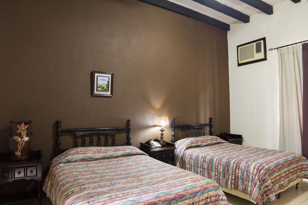 Hotel Posada De Don Jose Retalhuleu Pokój zdjęcie