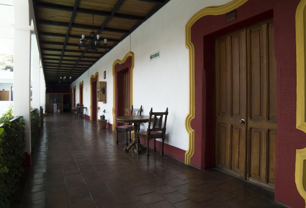 Hotel Posada De Don Jose Retalhuleu Zewnętrze zdjęcie