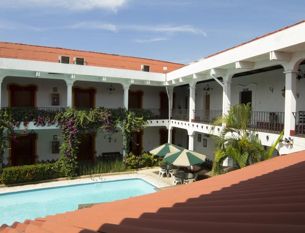 Hotel Posada De Don Jose Retalhuleu Zewnętrze zdjęcie
