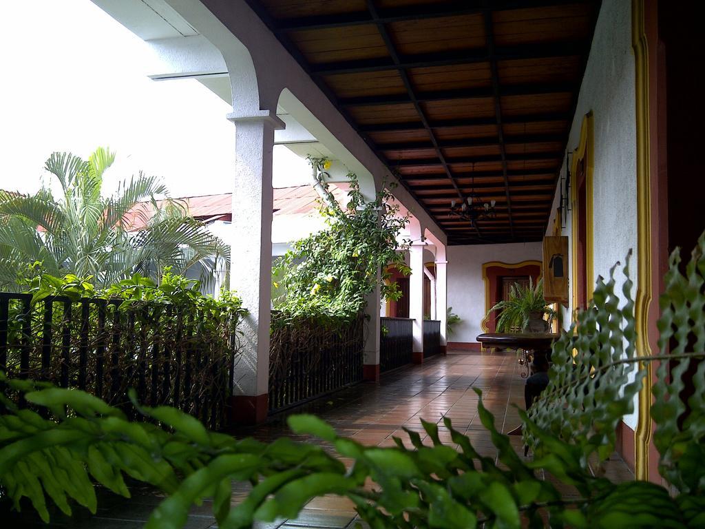 Hotel Posada De Don Jose Retalhuleu Zewnętrze zdjęcie